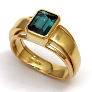 Tourmaline Ring in Yellow Gold