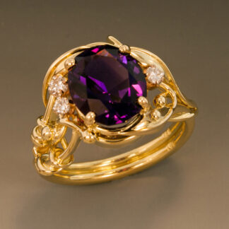 18KY Amethyst and Diamond Ring