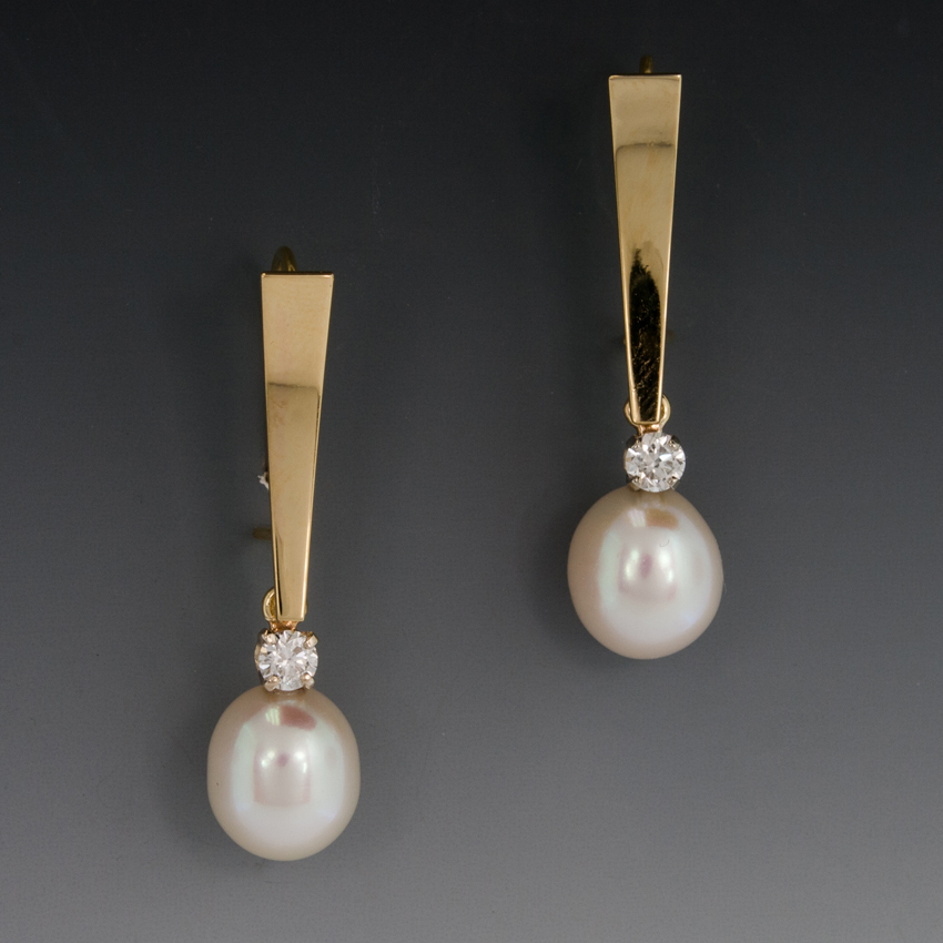 Earrings, Freshwater Pearl & Diamond Drop, 18K Yellow Gold