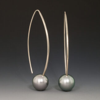 14KW Open Loop Earrings w/Black Tahitian Pearls 10.6mm