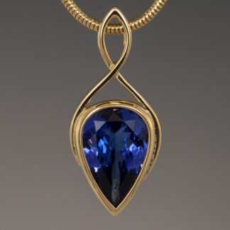 18KY Pendant w/Pear Shape Tanzanite, 2.65 Carats