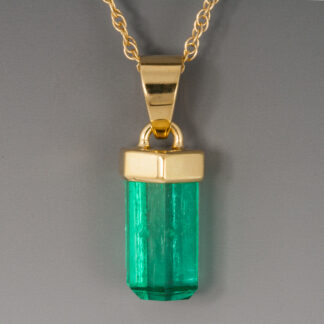 Pendant, Emerald Crystal, 18KY