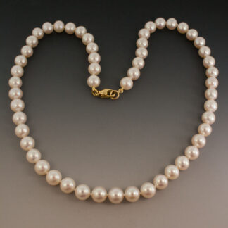 Necklace, Round White Freshwater Pearl Strand, 7.5-8mm, 17.5", 18KY