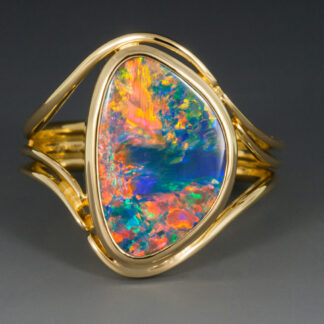 Ring, Black Opal 3.91ct. 17x11mm Freeform shape (Australia) 18KY
