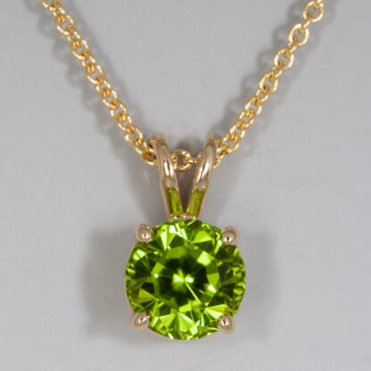 Pendant, Peridot (Pakistan) 7mm 1.75ct RFC, 14KY