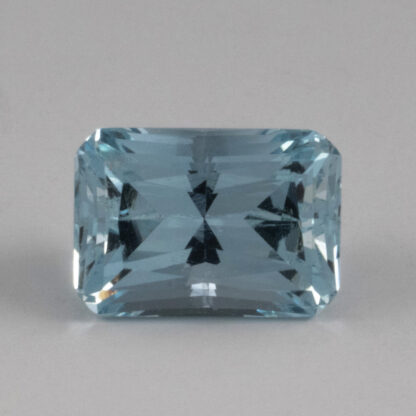 Aquamarine Nigeria Emerald Radiant 7x5mm .97ct.