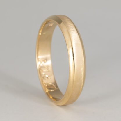 Wedding Set of Straight Band and Wavy Band - Image 2