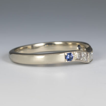 Wedding band to fit Engagement Ring - Image 4