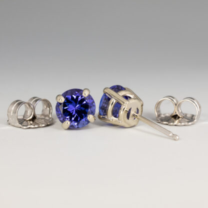 6mm Tanzanite Ear Studs - Image 3