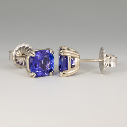 Tanzanite Cushion Ear Studs - Image 3