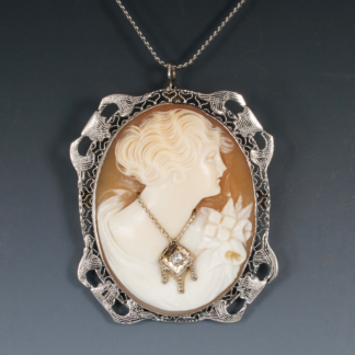 Shell Cameo Brooch in White Gold
