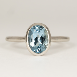Oval Aquamarine Ring in 14KW